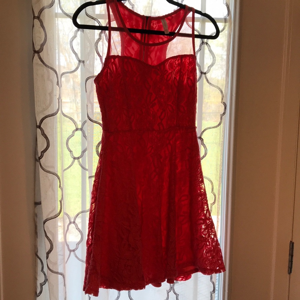 Coral, flowery lace zip-up dress